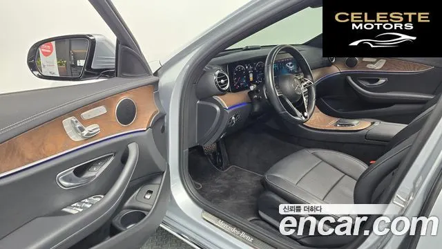 MERCEDES BENZ E-Classe W213 E220d 4MATIC Exclusive 2021 — photo 11 sur 20