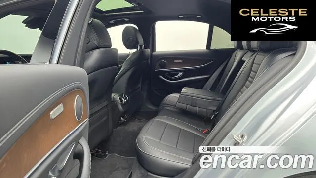 MERCEDES BENZ E-Classe W213 E220d 4MATIC Exclusive 2021 — photo 12 sur 20