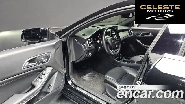 MERCEDES BENZ CLA-Classe C117 CLA250 4MATIC 2017 — photo 10 sur 20