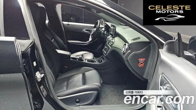 MERCEDES BENZ CLA-Classe C117 CLA250 4MATIC 2017 — photo 12 sur 20