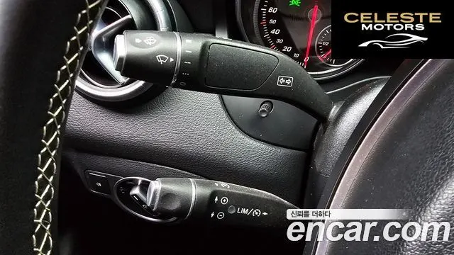MERCEDES BENZ CLA-Classe C117 CLA250 4MATIC 2017 — photo 16 sur 20