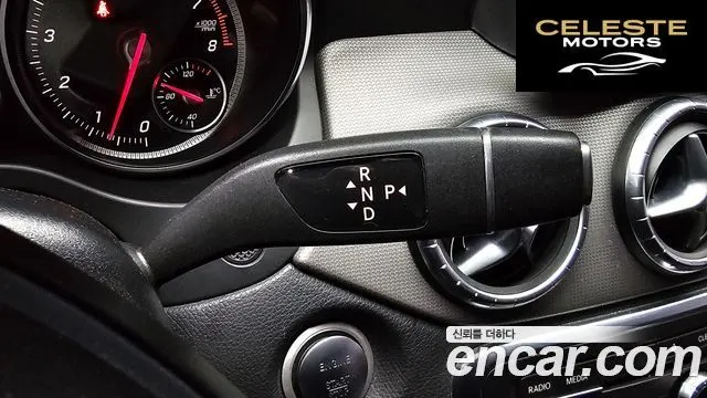 MERCEDES BENZ CLA-Classe C117 CLA250 4MATIC 2017 — photo 9 sur 20