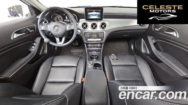 MERCEDES BENZ GLA-Classe X156 GLA220 Premium 2019 — photo 7 sur 20