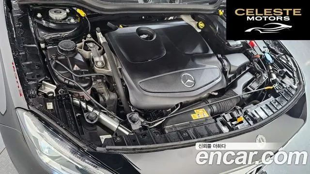 MERCEDES BENZ GLA-Classe X156 GLA220 2018 — photo 6 sur 20