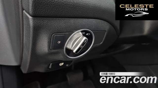 MERCEDES BENZ GLA-Classe X156 GLA200 CDI 4MATIC 2015 — photo 17 sur 20