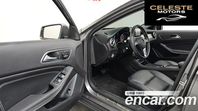 MERCEDES BENZ GLA-Classe X156 GLA200 CDI 4MATIC 2015 — photo 9 sur 20