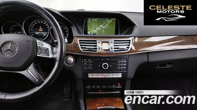 MERCEDES BENZ E-Classe W212 E300 2016 — photo 14 sur 20