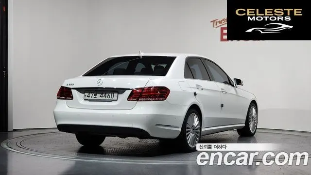 MERCEDES BENZ E-Classe W212 E300 2016 — photo 2 sur 20