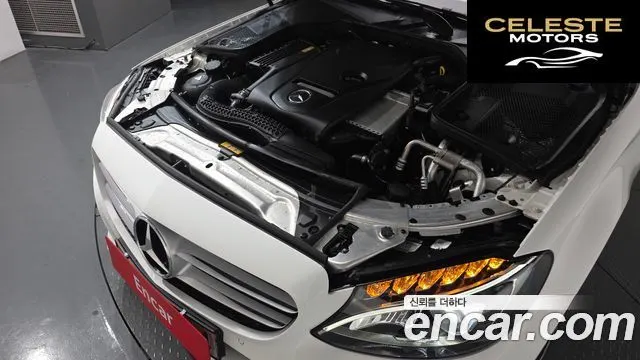 MERCEDES BENZ C-Classe W205 C200 Avantgarde 2017 — photo 5 sur 20
