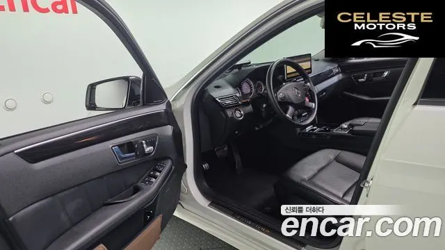 MERCEDES BENZ E-Classe W212 E350 4MATIC Avantgarde 2010 — photo 10 sur 20