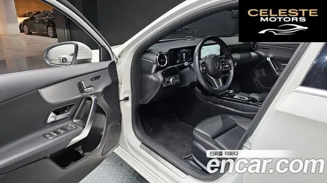 MERCEDES BENZ A-Classe W177 A220 Hatchback 2019 — photo 11 sur 20