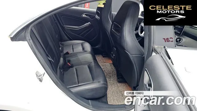 MERCEDES BENZ CLA-Classe C117 CLA250 4MATIC 2018 — photo 12 sur 20