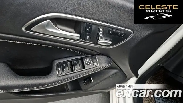 MERCEDES BENZ CLA-Classe C117 CLA250 4MATIC 2018 — photo 17 sur 20