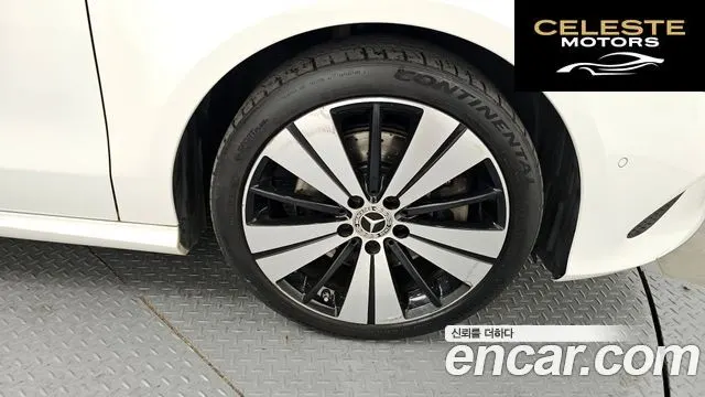 MERCEDES BENZ CLA-Classe C117 CLA250 4MATIC 2018 — photo 5 sur 20
