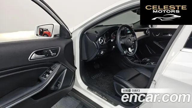 MERCEDES BENZ GLA-Classe X156 GLA220 Premium 2019 — photo 10 sur 20