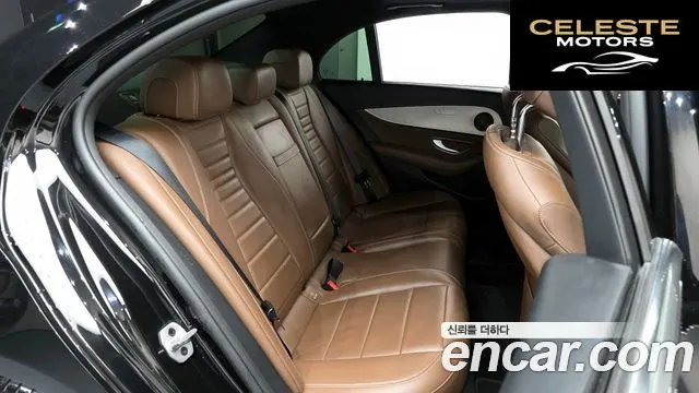 MERCEDES BENZ E-Classe W213 E250 Avantgarde 2021 — photo 11 sur 20