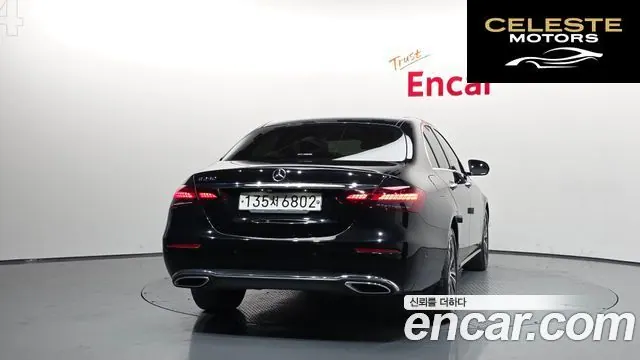 MERCEDES BENZ E-Classe W213 E250 Avantgarde 2021 — photo 3 sur 20