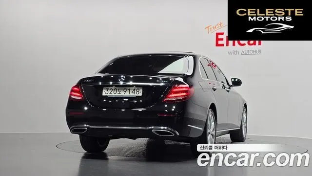 MERCEDES BENZ E-Classe W213 E220d 4MATIC Exclusive 2020 — photo 4 sur 20