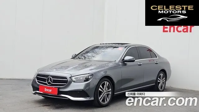 MERCEDES BENZ E-Classe W213 E350 4MATIC Avantgarde 2021 — photo 1 sur 20