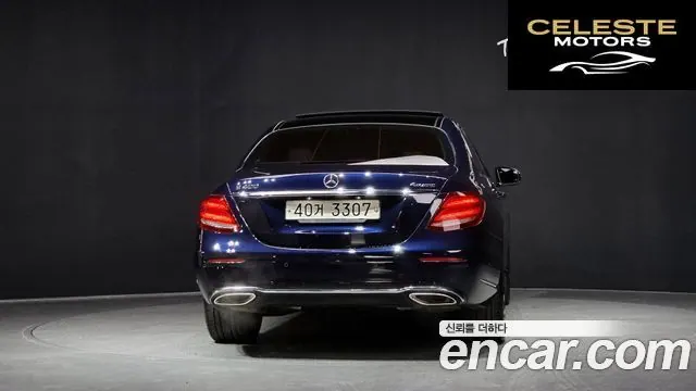 MERCEDES BENZ E-Classe W213 E400 4MATIC Exclusive 2017 — photo 4 sur 26