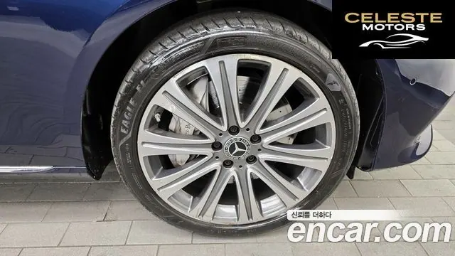 MERCEDES BENZ E-Classe W213 E400 4MATIC Exclusive 2017 — photo 5 sur 26