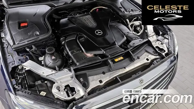 MERCEDES BENZ E-Classe W213 E400 4MATIC Exclusive 2017 — photo 6 sur 26