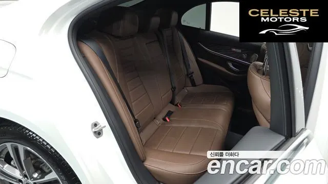 MERCEDES BENZ E-Classe W213 E350 4MATIC Avantgarde 2022 — photo 11 sur 20