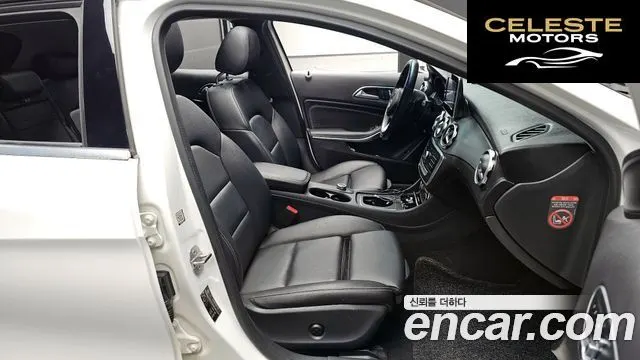 MERCEDES BENZ GLA-Classe X156 GLA220 Premium 2018 — photo 10 sur 20