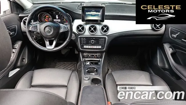 MERCEDES BENZ GLA-Classe X156 GLA220 Premium 2018 — photo 7 sur 20