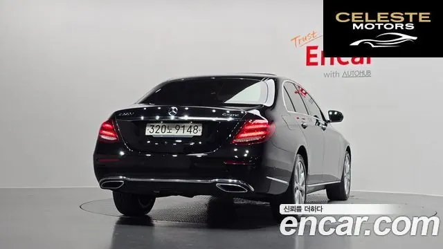 MERCEDES BENZ E-Classe W213 E220d 4MATIC Exclusive 2020 — photo 4 sur 20