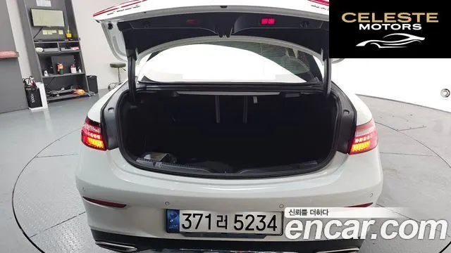 MERCEDES BENZ E-Classe W213 E450 4MATIC Coupé 2021 — photo 19 sur 20