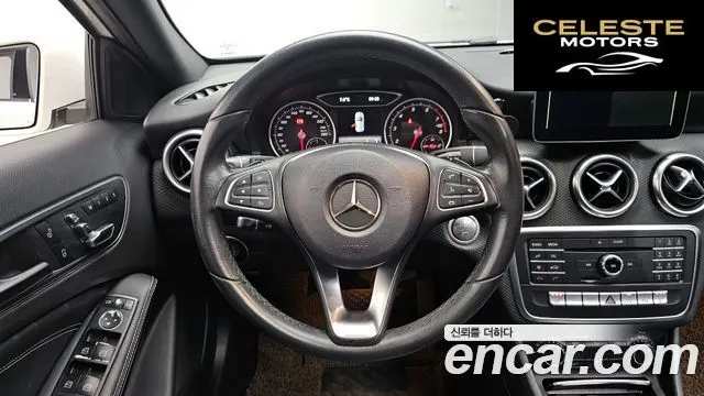 MERCEDES BENZ A-Classe W176 A200 2018 — photo 13 sur 20