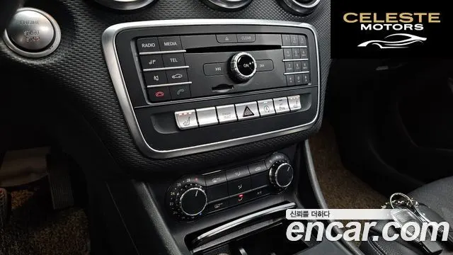 MERCEDES BENZ A-Classe W176 A200 2018 — photo 15 sur 20