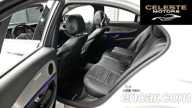 MERCEDES BENZ E-Classe W213 E300 Avantgarde 2019 — photo 11 sur 20