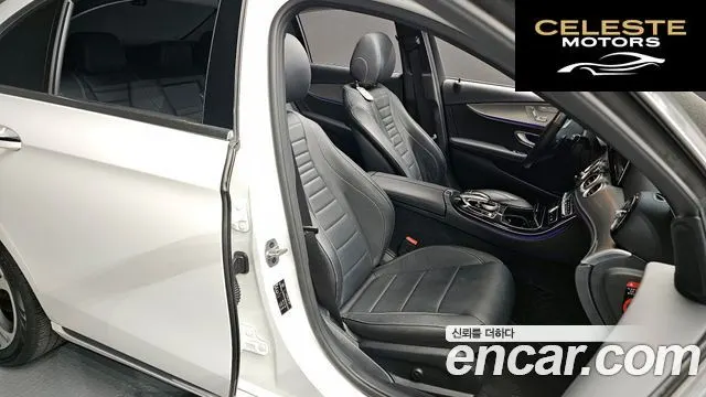 MERCEDES BENZ E-Classe W213 E300 Avantgarde 2019 — photo 12 sur 20
