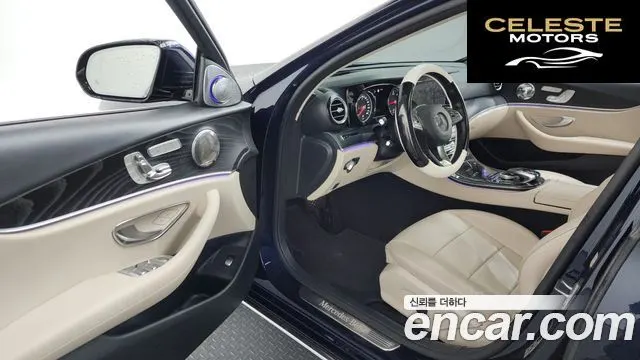 MERCEDES BENZ E-Classe W213 E220d Avantgarde 2017 — photo 10 sur 20