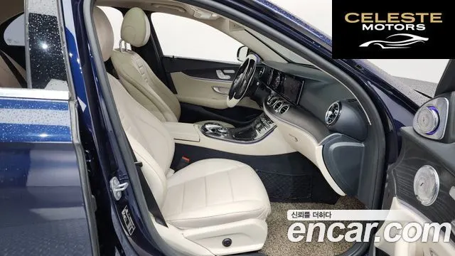 MERCEDES BENZ E-Classe W213 E220d Avantgarde 2017 — photo 11 sur 20