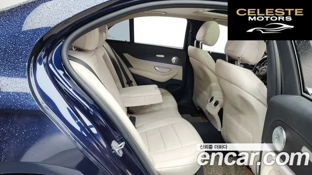 MERCEDES BENZ E-Classe W213 E220d Avantgarde 2017 — photo 12 sur 20