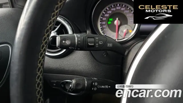 MERCEDES BENZ GLA-Classe X156 GLA200 CDI 2015 — photo 16 sur 24