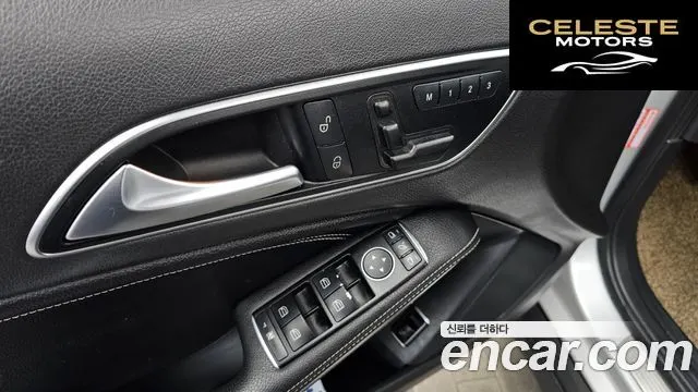 MERCEDES BENZ GLA-Classe X156 GLA200 CDI 2015 — photo 17 sur 24