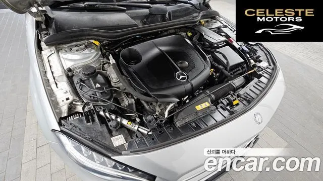 MERCEDES BENZ GLA-Classe X156 GLA200 CDI 2015 — photo 6 sur 24
