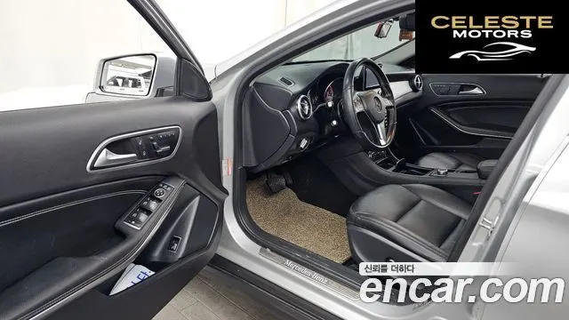 MERCEDES BENZ GLA-Classe X156 GLA200 CDI 2015 — photo 9 sur 24