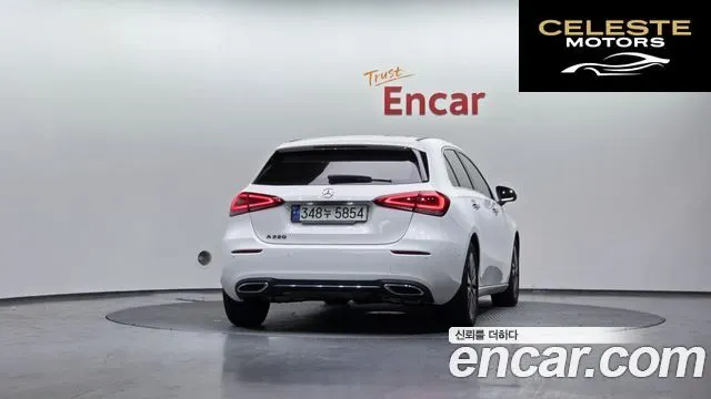 MERCEDES BENZ A-Classe W177 A220 Hatchback 2021 — photo 3 sur 20