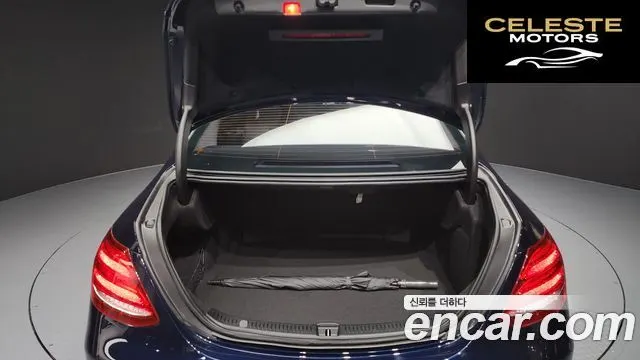 MERCEDES BENZ E-Classe W213 E300 Avantgarde 2019 — photo 20 sur 20