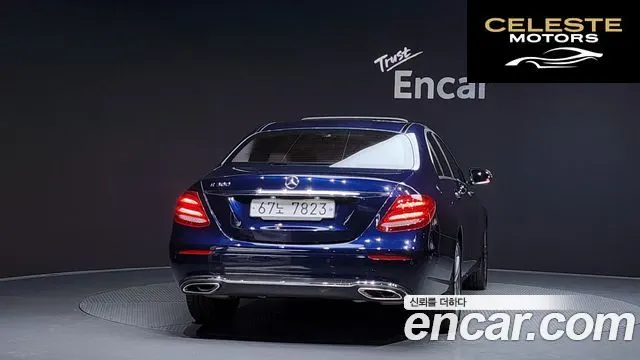 MERCEDES BENZ E-Classe W213 E300 Avantgarde 2019 — photo 4 sur 20
