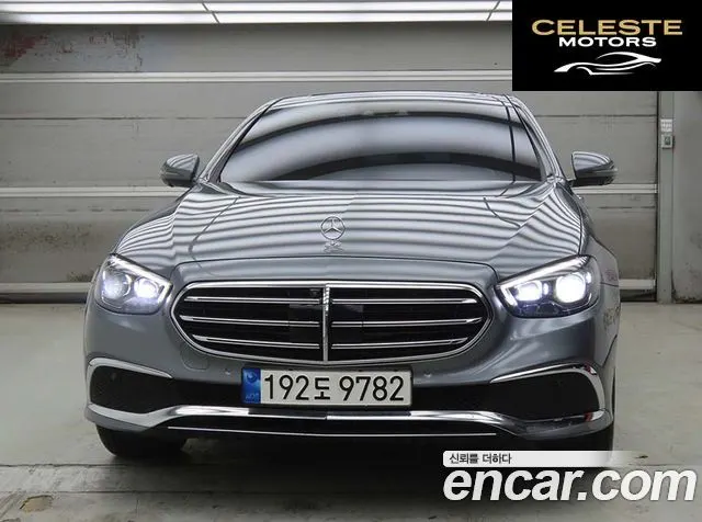 MERCEDES BENZ E-Classe W213 E300e 4MATIC Exclusive 2021 — photo 2 sur 26