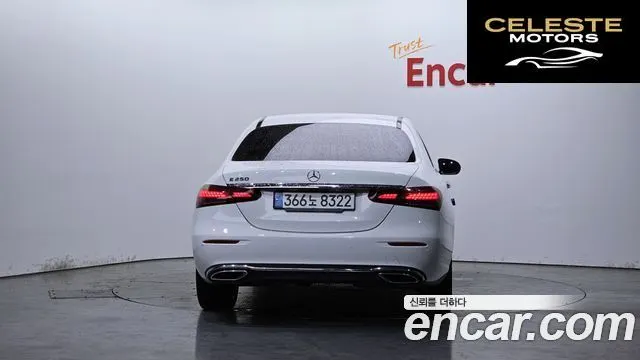 MERCEDES BENZ E-Classe W213 E250 Exclusive 2022 — photo 4 sur 20