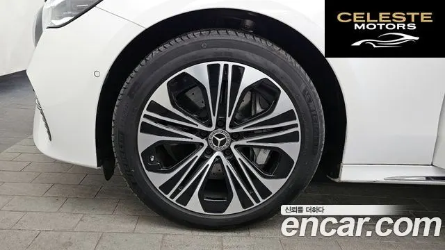 MERCEDES BENZ E-Classe W214 E350e 4MATIC 2025 — photo 5 sur 20
