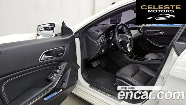 MERCEDES BENZ CLA-Classe C117 CLA200 CDI 2015 — photo 10 sur 20