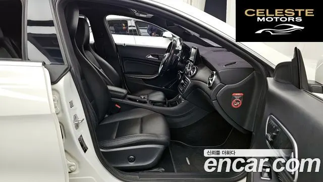 MERCEDES BENZ CLA-Classe C117 CLA200 CDI 2015 — photo 11 sur 20